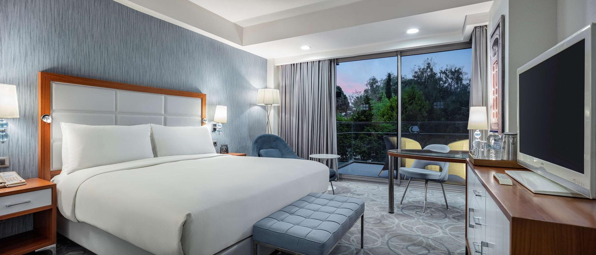 Doubletree By Hilton Hotel Kusadası
