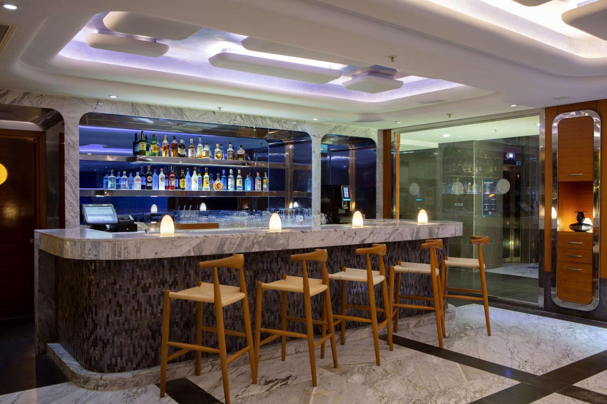 Doubletree By Hilton Hotel